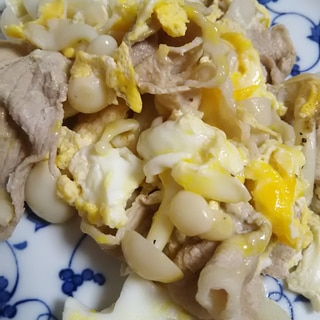 豚肉とブナピーの卵炒め(^^)